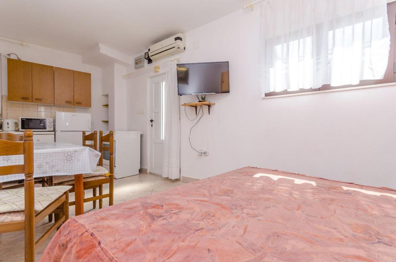 Apartments Kursan Trogir Ngoại thất bức ảnh